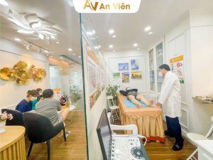 bị tê chân là bệnh gì