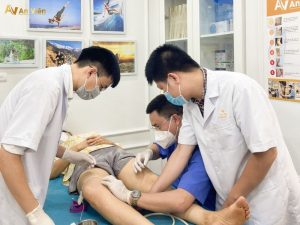 Cách chữa sưng mắt cá chân nhanh nhất