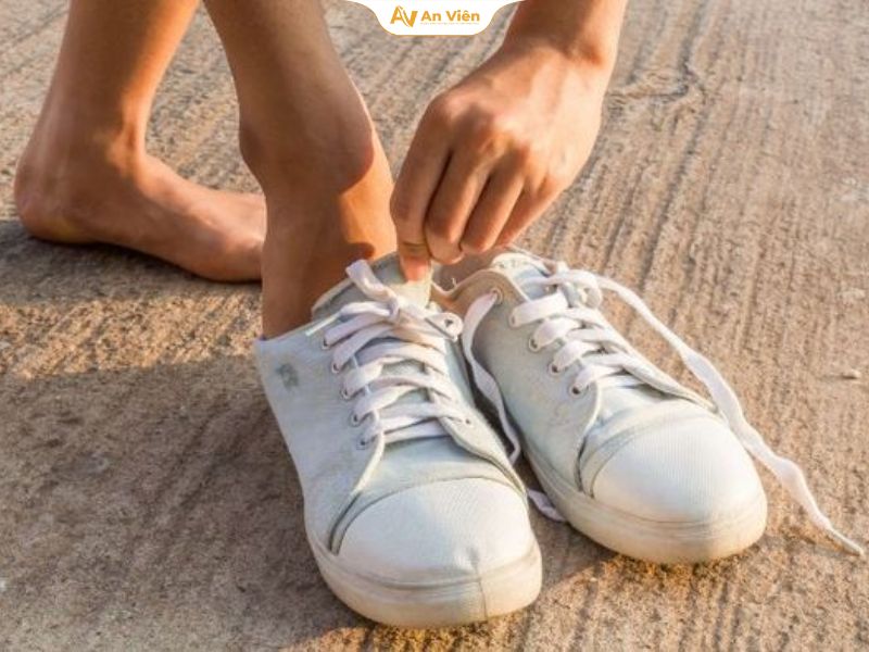 Ưu tiên giày dép thoải mái