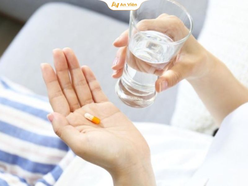 Bệnh giãn tĩnh mạch ở người già: Nhận biết, điều trị và phòng ngừa 16 Điều trị nội khoa bằng thuốc
