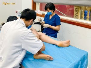 Khám giãn tĩnh mạch ở đâu hai