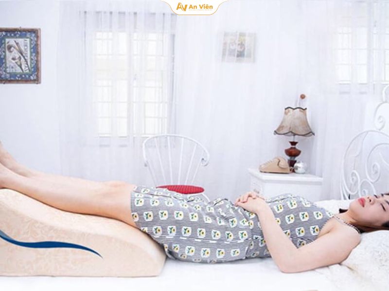 Gối chống suy giãn tĩnh mạch có tốt không?