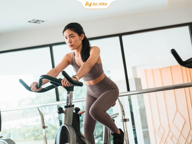 Suy van tĩnh mạch là gì? Hiểu đúng để phòng và điều trị kịp thời 18 Sai lầm khi nghĩ bị suy van tĩnh mạch sẽ không thể tập thể dục