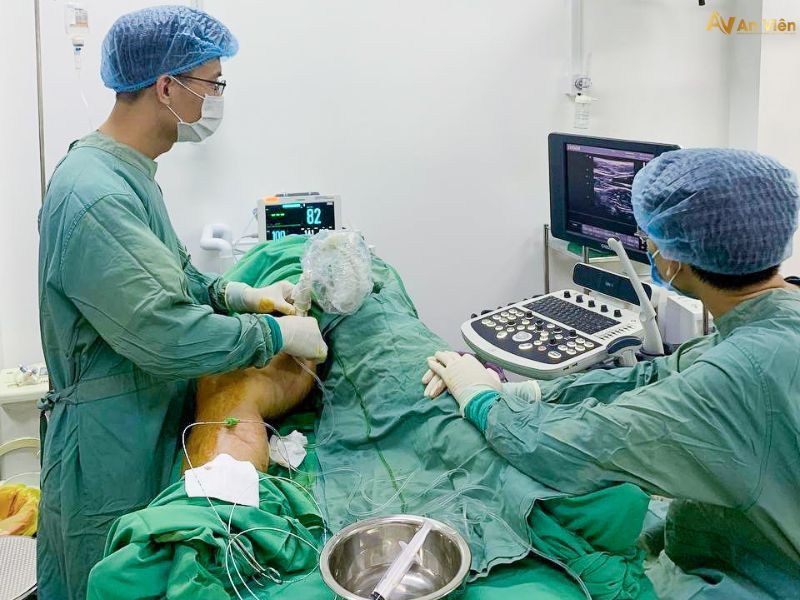 suy giãn tĩnh mạch chi dưới và cách điều trị