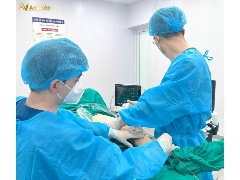 dấu hiệu của bệnh giãn tĩnh mạch