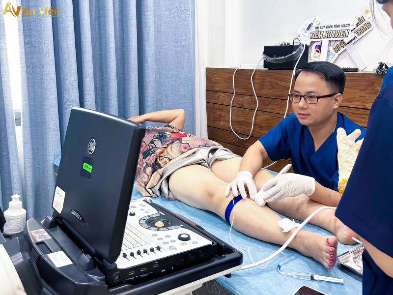 1 lần trị bàn chân bị giãn tĩnh mạch hết bao nhiêu tiền? 9 bàn chân bị giãn tĩnh mạch