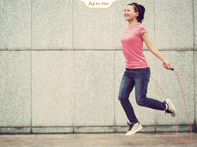 Người bị giãn tĩnh mạch chân có nhảy dây được không? 14 Khi nào người bị giãn tĩnh mạch cần đi khám bác sĩ?