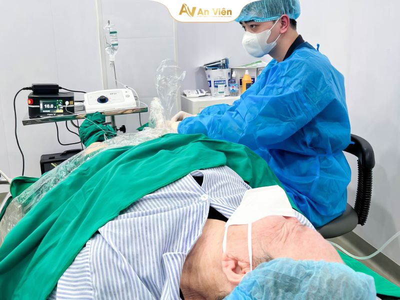 An viên khám tĩnh mạch miễn phí