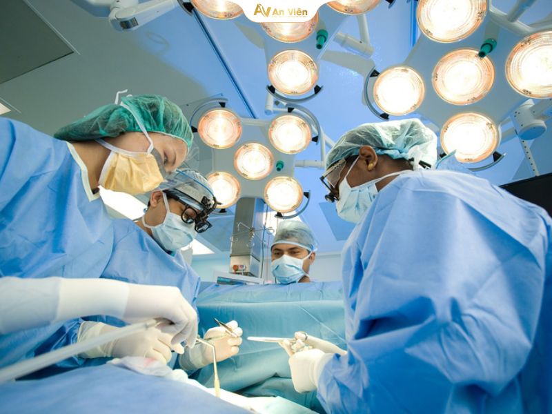Tìm hiểu kỹ thuật đặt catheter tĩnh mạch rốn trẻ sơ sinh 12 Tĩnh mạch rốn trẻ sơ sinh