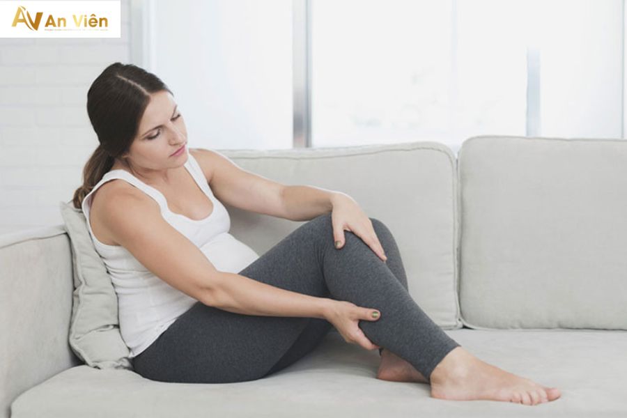 Bà bầu phù chân mấy lần thì sinh? Giải đáp dưới góc độ y khoa 8 Bà bầu phù chân mấy lần thì sinh?