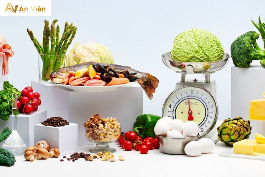 Tầm quan trọng của chế độ ăn uống đối với người bị phù chân