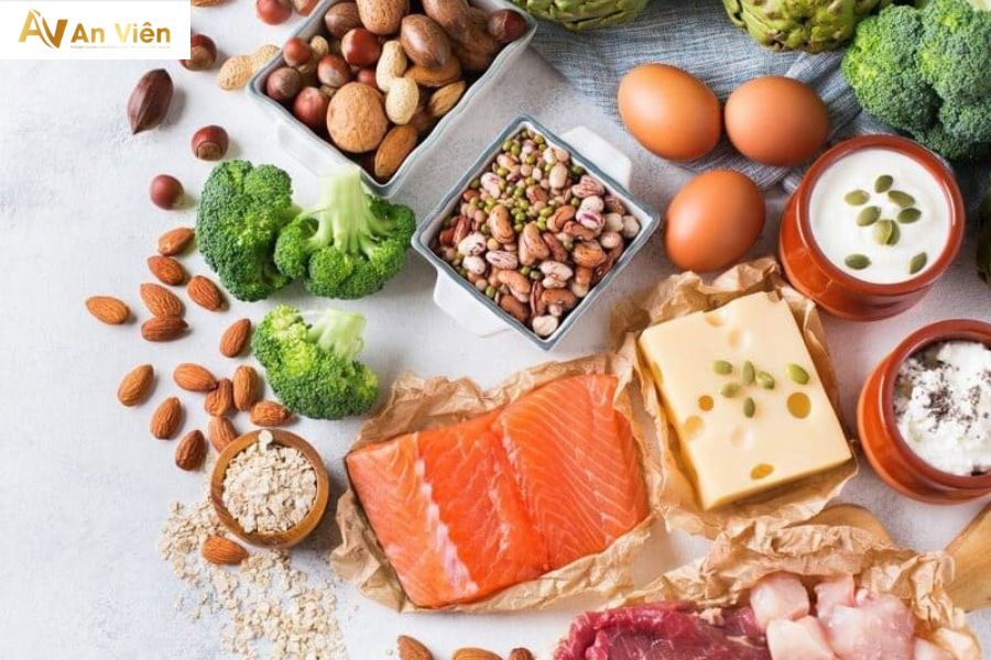Tổng hợp 11 nguyên nhân phù chân thường gặp và cách cải thiện hiệu quả 12 Thiếu protein và suy dinh dưỡng