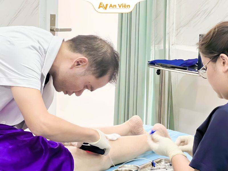 Suy giãn tĩnh mạch: Không chỉ gây đau mà còn âm thầm hủy hoại vẻ đẹp đôi chân 7 gan-xanh-o-chan