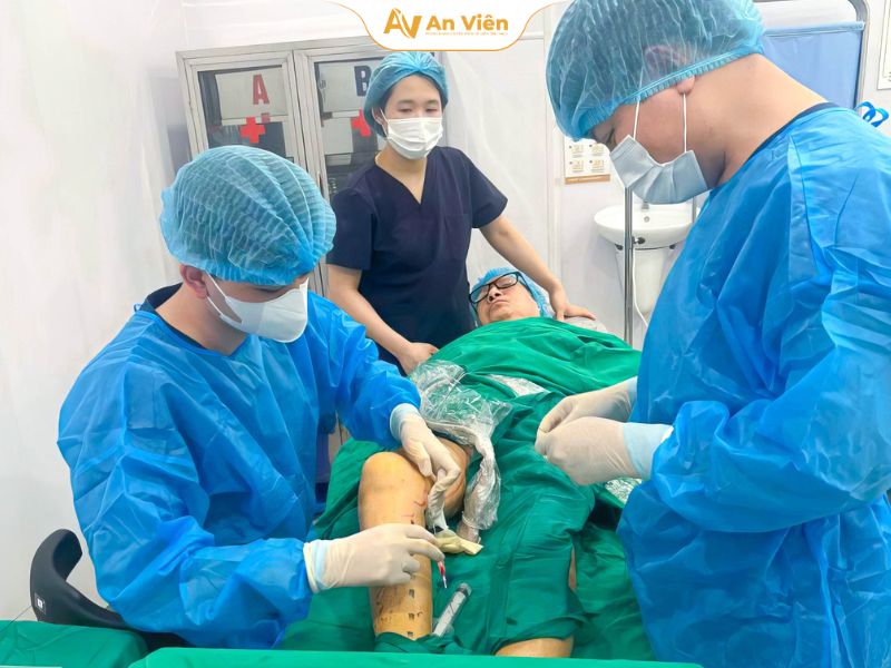 Gân xanh ở chân làm mất tự tin? 3 cách điều trị giúp chân mượt lại như ban đầu 7 gan-xanh-o-chan