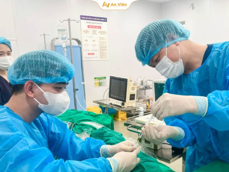 Từ mỏi chân đến biến chứng tĩnh mạch: Cái giá của việc chủ quan 5 Tĩnh mạch