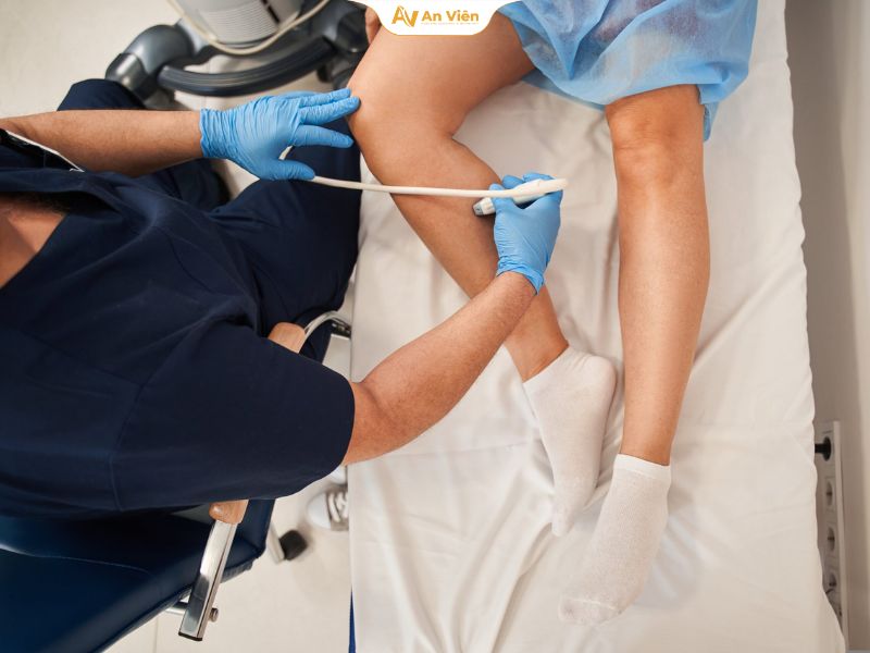 Phác đồ điều trị huyết khối tĩnh mạch: Cập nhật đầy đủ, dễ hiểu cho người bệnh 18 Phác đồ điều trị huyết khối tĩnh mạch