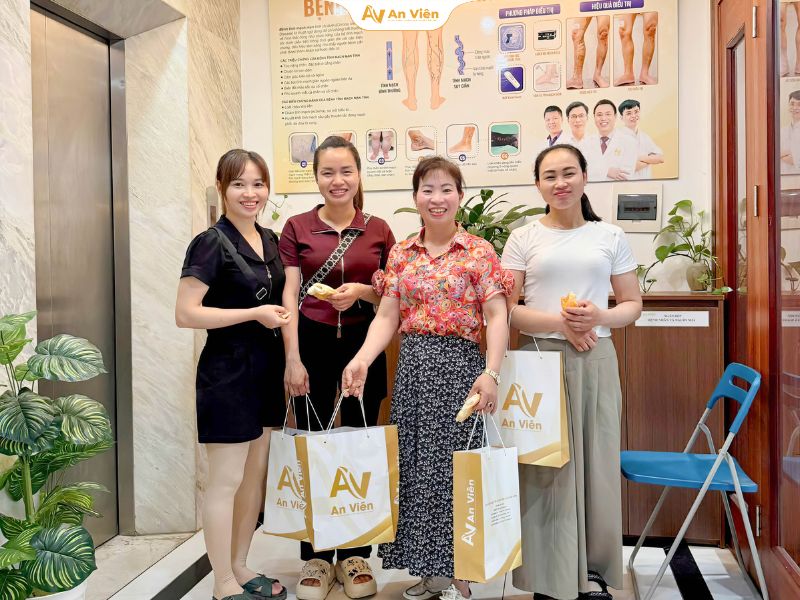 Những lưu ý quan trọng dành cho người bị suy giãn tĩnh mạch: Trước, trong và sau khi điều trị 11 Văn hóa An Viên