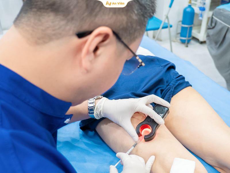 Hành trình điều trị suy giãn tĩnh mạch của chị Vân: Quyết định thay đổi nhỏ, kết quả ngoài mong đợi 7 Hành trình điều trị suy giãn tĩnh mạch