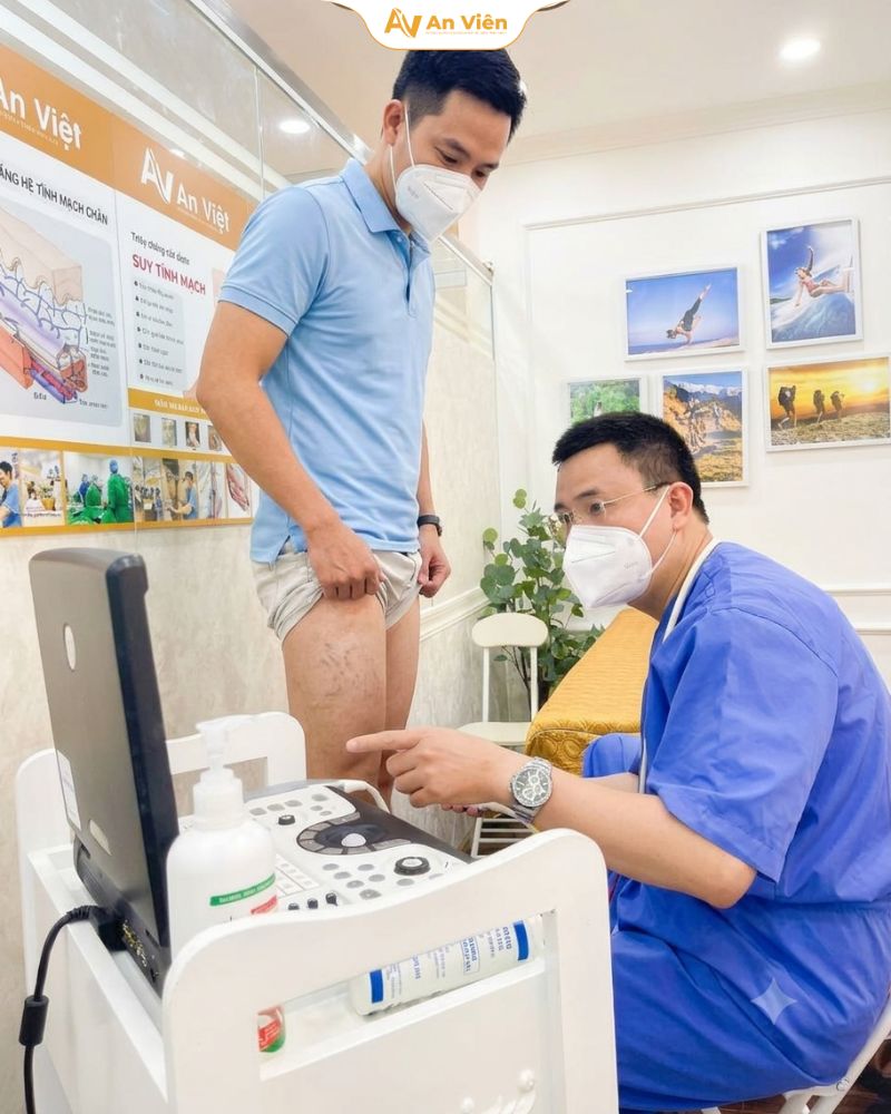 Bôi 5 tuýp kem mà gân vẫn nổi ngoằn ngoèo – Bài học đắt giá từ người bệnh 5 Suy giãn tĩnh mạch