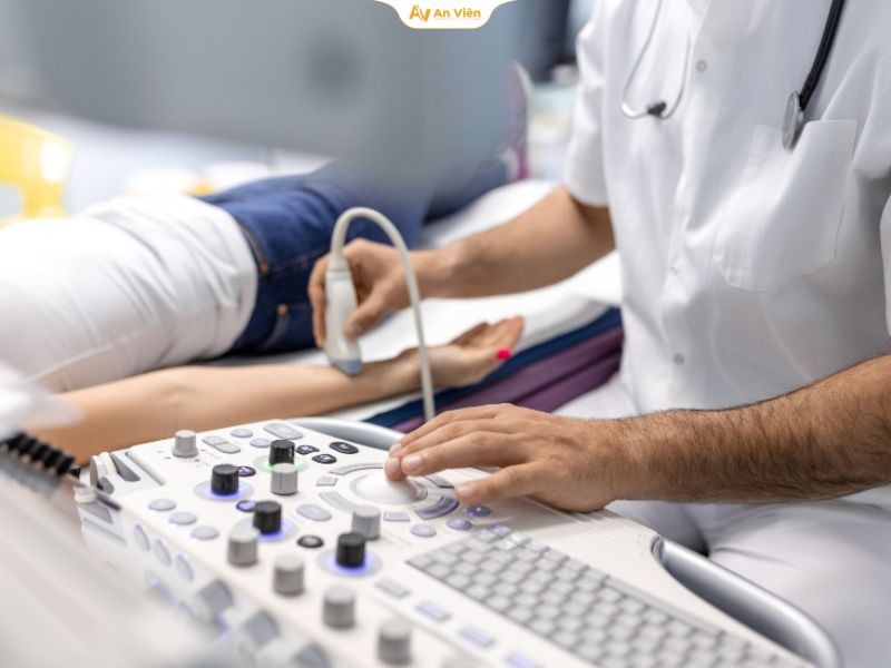 Tĩnh mạch tay nổi do giảm cân